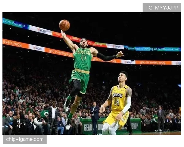 西汉姆青训营新星闪耀，未来之星实力获瞩目