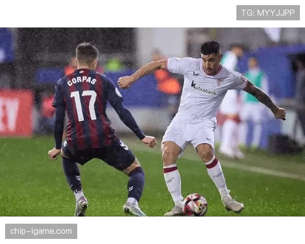 西甲保级战进入白热化阶段，多支球队状态回暖全力抢分